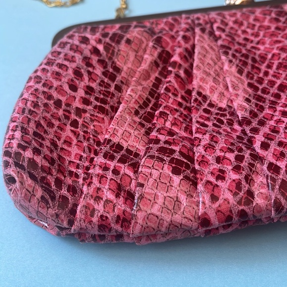 Jessica Simpson Pink and Red snake skin top-latch clutch purse - Picture 8 of 10